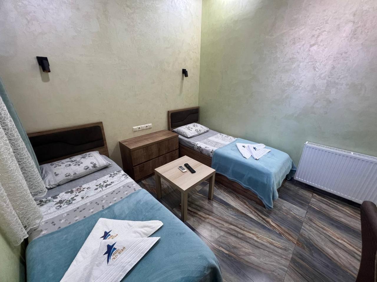 Hotel Old Star 巴统 外观 照片